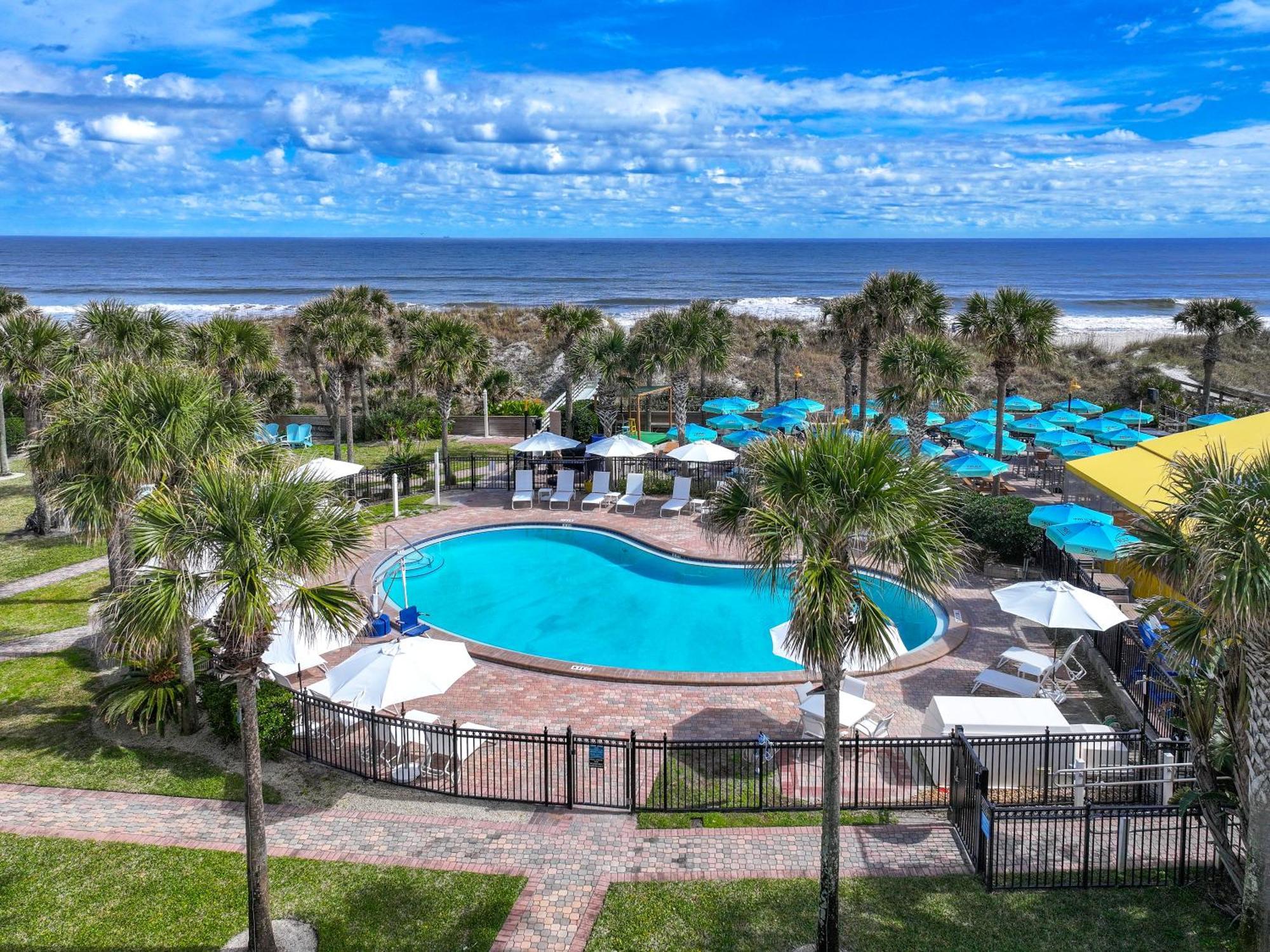 Seahorse Oceanfront Inn Neptune Beach Exterior foto