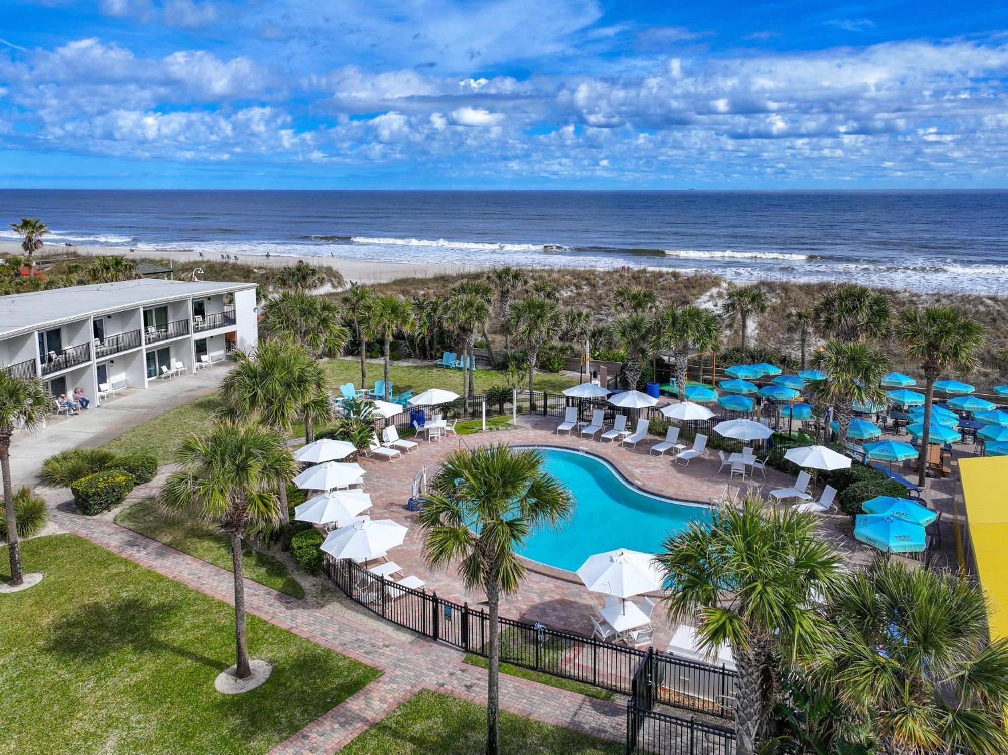 Seahorse Oceanfront Inn Neptune Beach Exterior foto